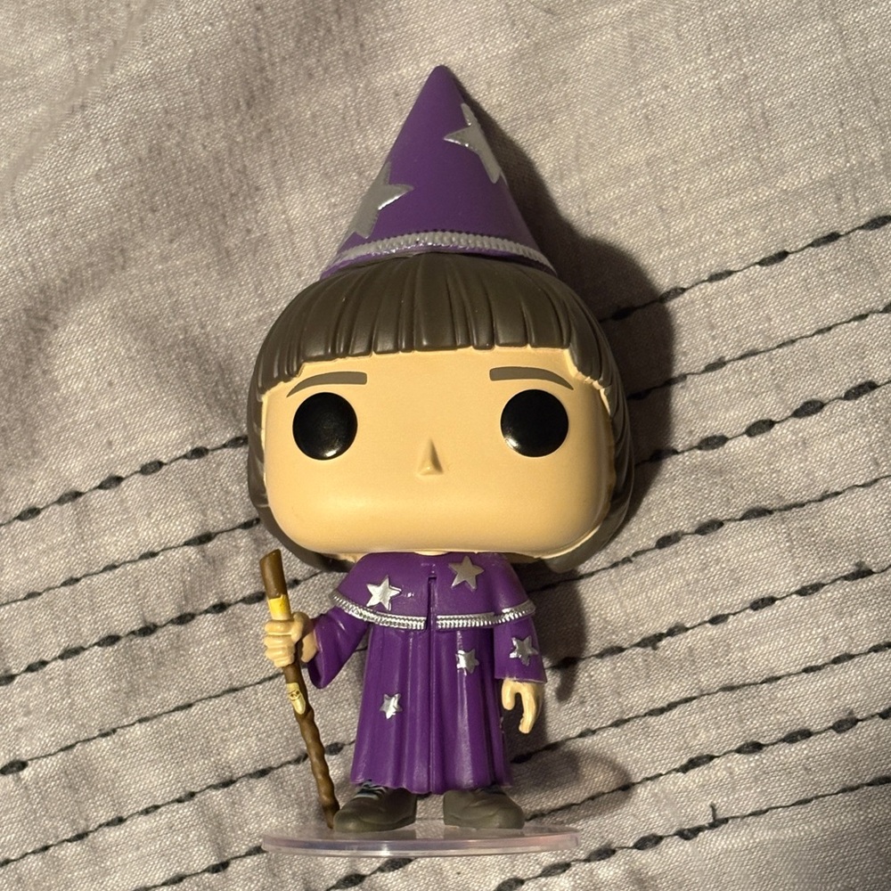 Great Condition Will The Wise Stranger Things Funko Pop - Damaged Box